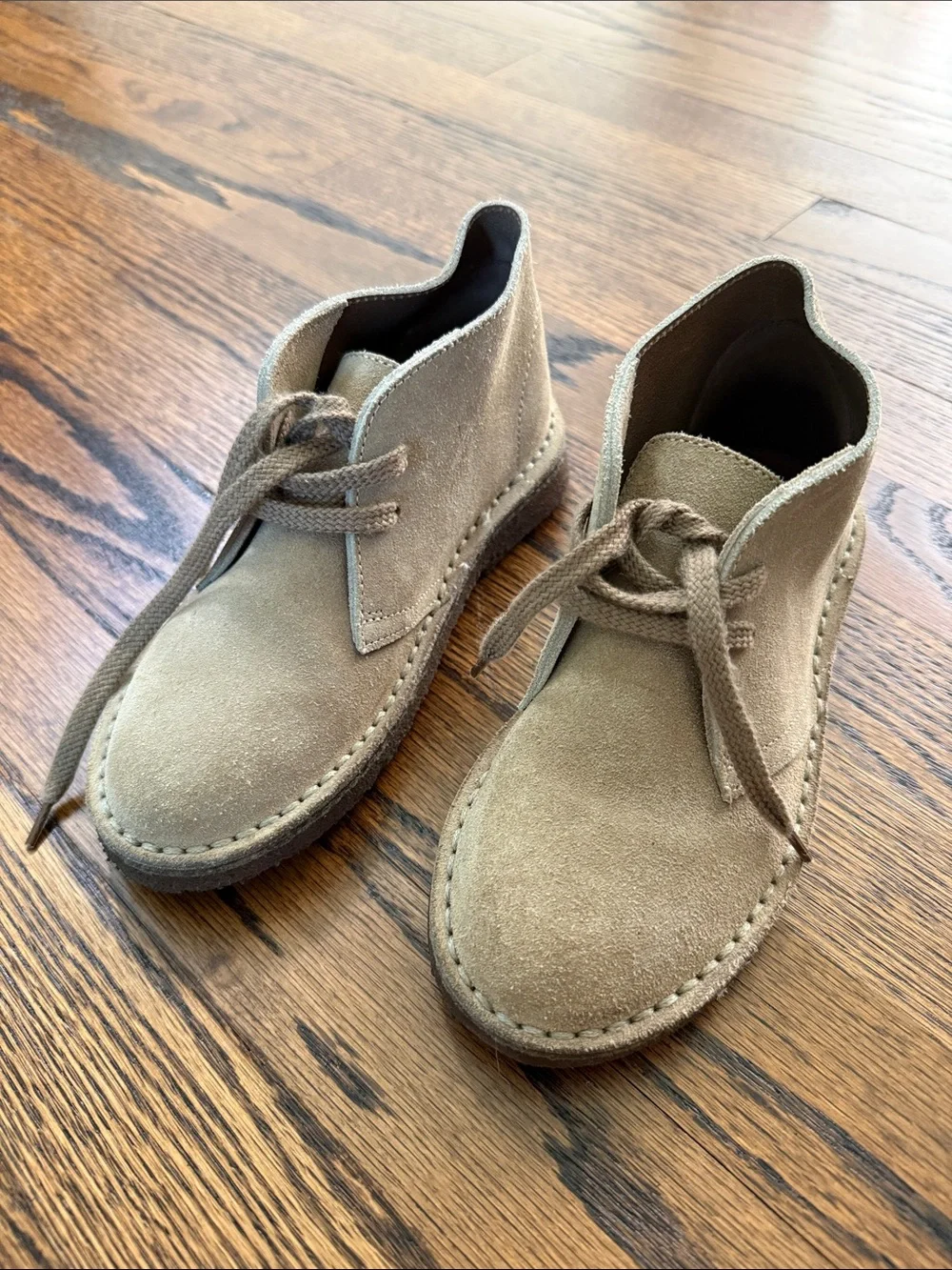 E Crewcuts J Crew Kids K13 Suede Moccasin Boots in Taupe Gray